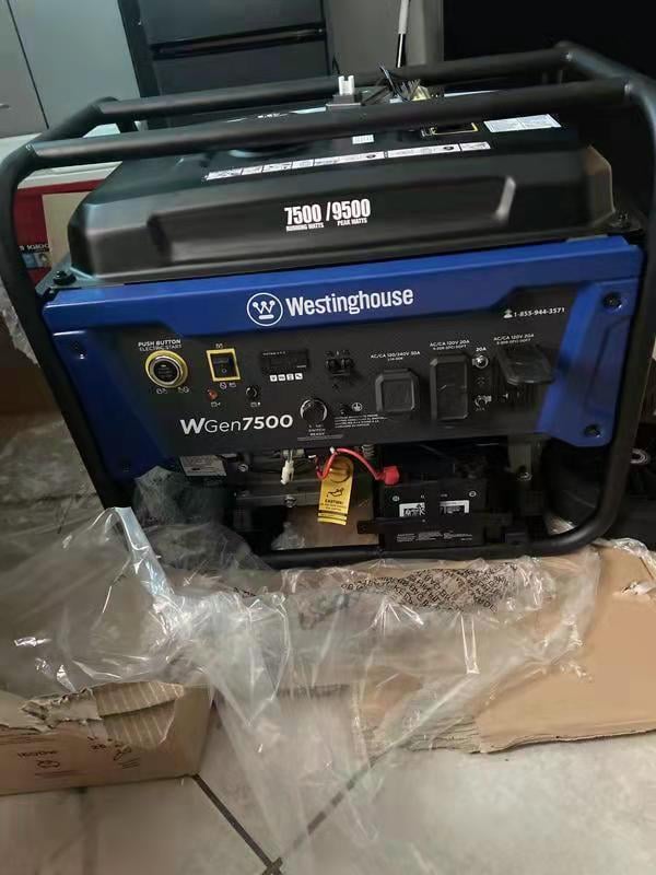 Westinghouse Outdoor Power Equipment WGen7500DF Dual Fuel Portable Generator.