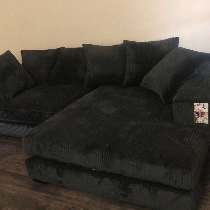 【Furniture】Luxe 2 - Piece Upholstered Chaise Sectional